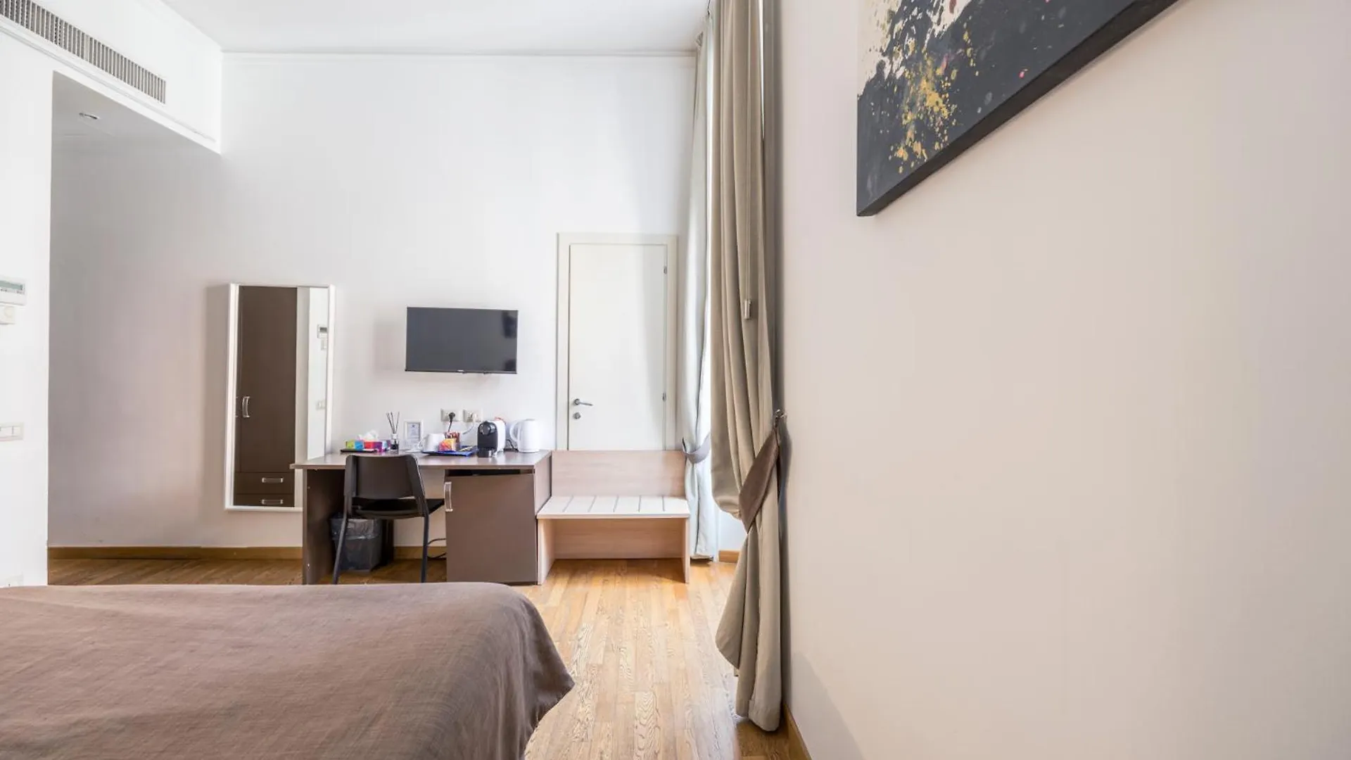 בית הארחה Rome Armony Suites