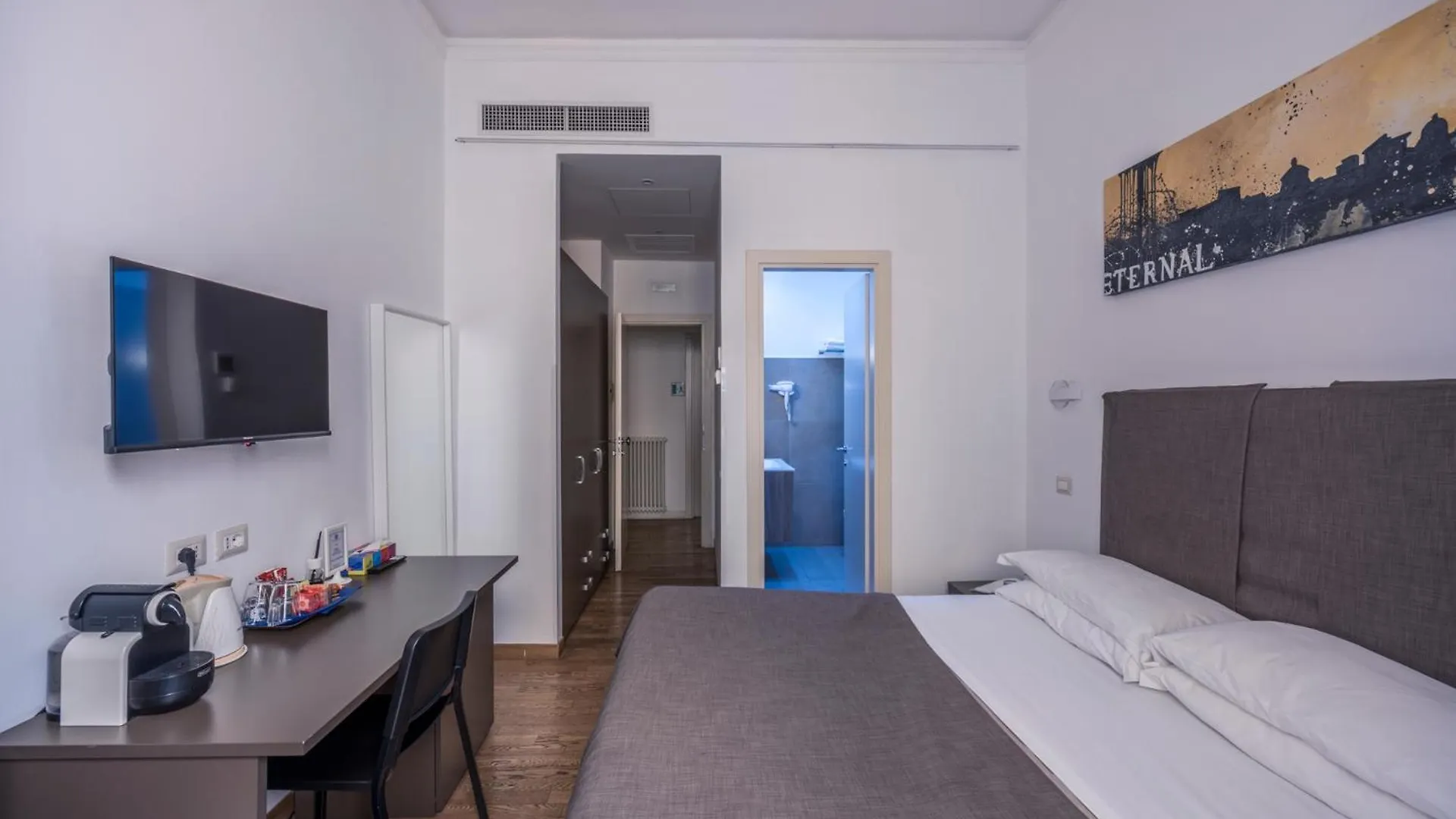 Rome Armony Suites 3*,